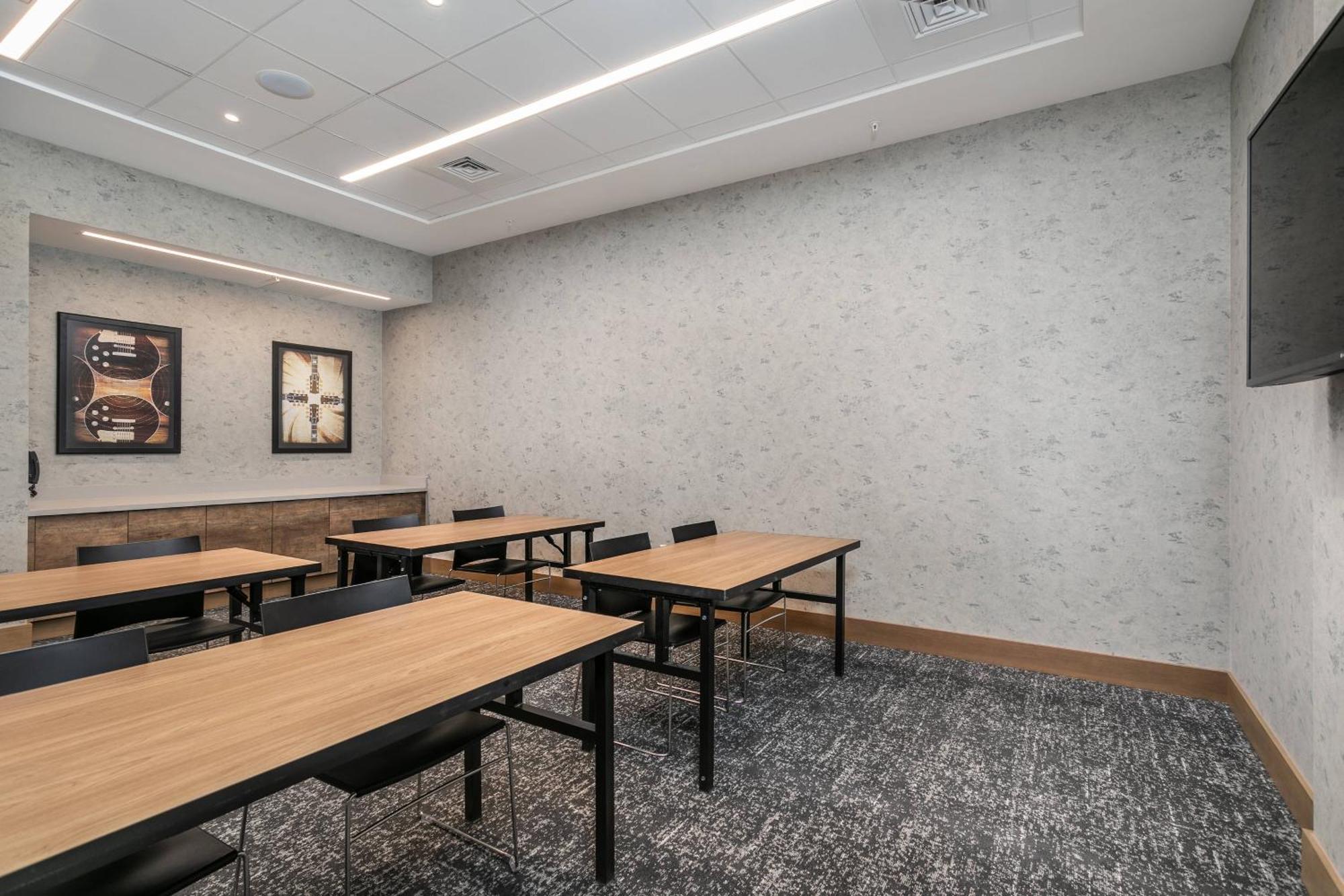Towneplace Suites By Marriott Nashville Midtown Bagian luar foto